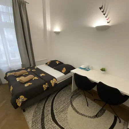 Fantastic-inn - Okolnik * Βαρσοβία
